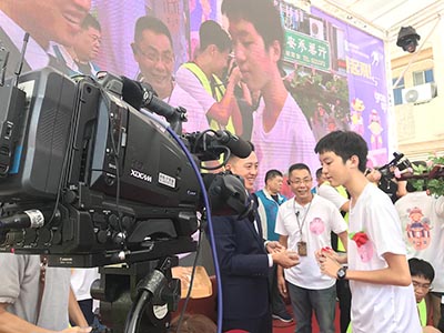 快樂成年禮  願長成少年們 以愛心與善良   自信與堅強 健康與快樂的迎接未來